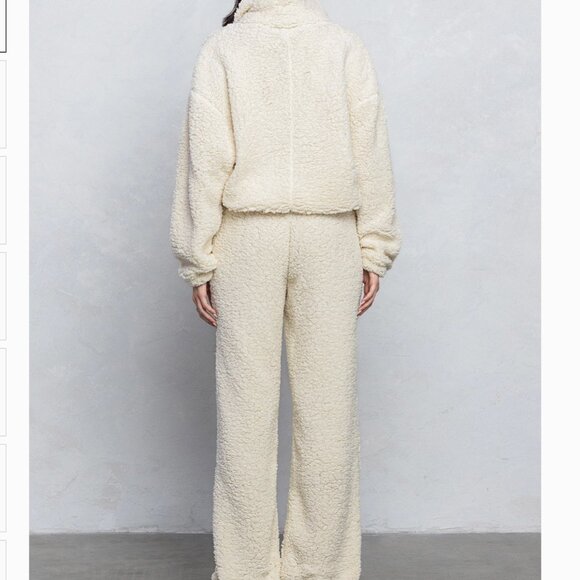 NO VACANCY Teddy Bear Cozy Half-Zip Loungewear Set - Picture 2 of 2